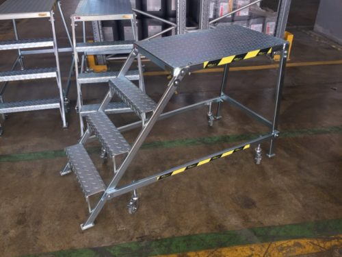 Radne merdevine sa automatski blokiranjem